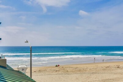 Spacious Home * Water Views * 2 Patios