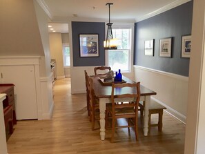 Dining - PERFECT LOCATION in the heart of history (Annapolis)