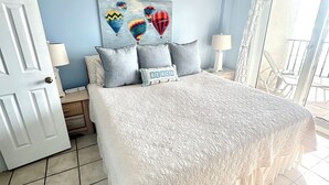 Room - 2BR 2 BA 5th floor beachfront condo. Call Now! (Gulf Shores)