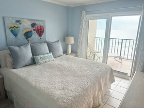 2 soverom, strykejern/-brett, wi-fi (inkludert) og sengetøy