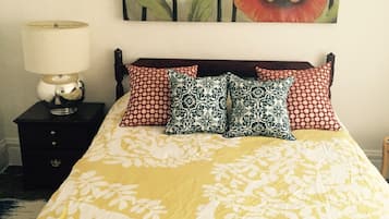 1 habitación, tabla de planchar con plancha, wifi gratis y ropa de cama