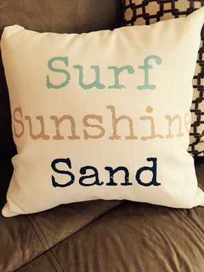 Interior detail - Apartment in the heart of Marquette w/ cable & wifi!! Next to premier brewpub!! (Marquette)