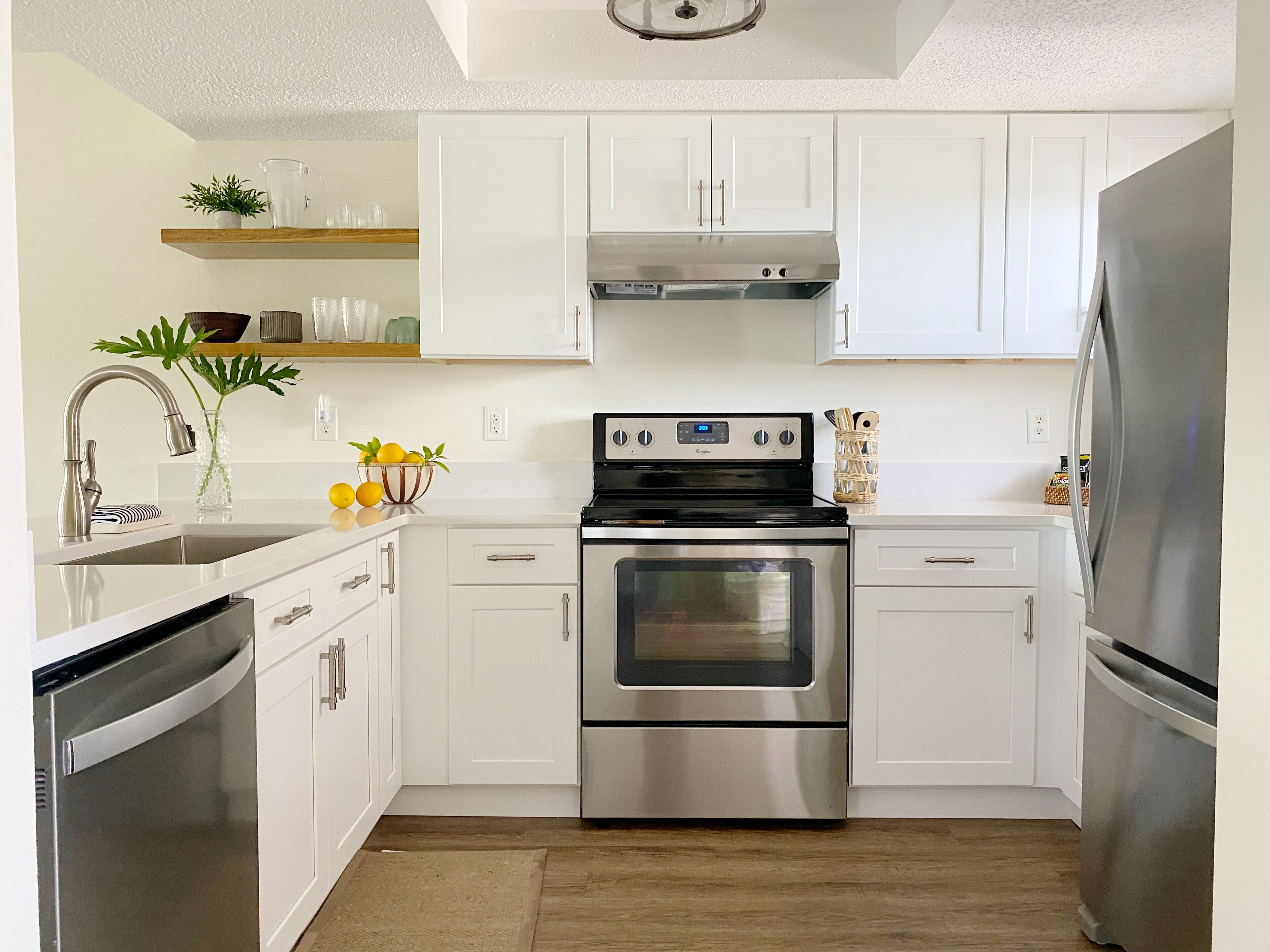 Saint Augustine Beach Condo! Newly remodeled Kitchen! 