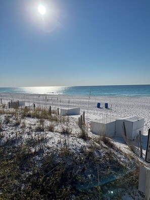 Am Strand, Liegestühle