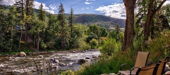 Private Hot tub/Fire Table on Large Deck overlooking Eagle River! Fly-fishing!