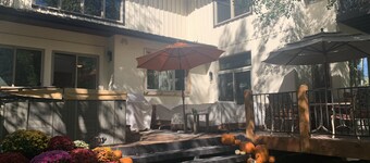 Private Hot tub/Fire Table on Large Deck overlooking Eagle River! Fly-fishing!