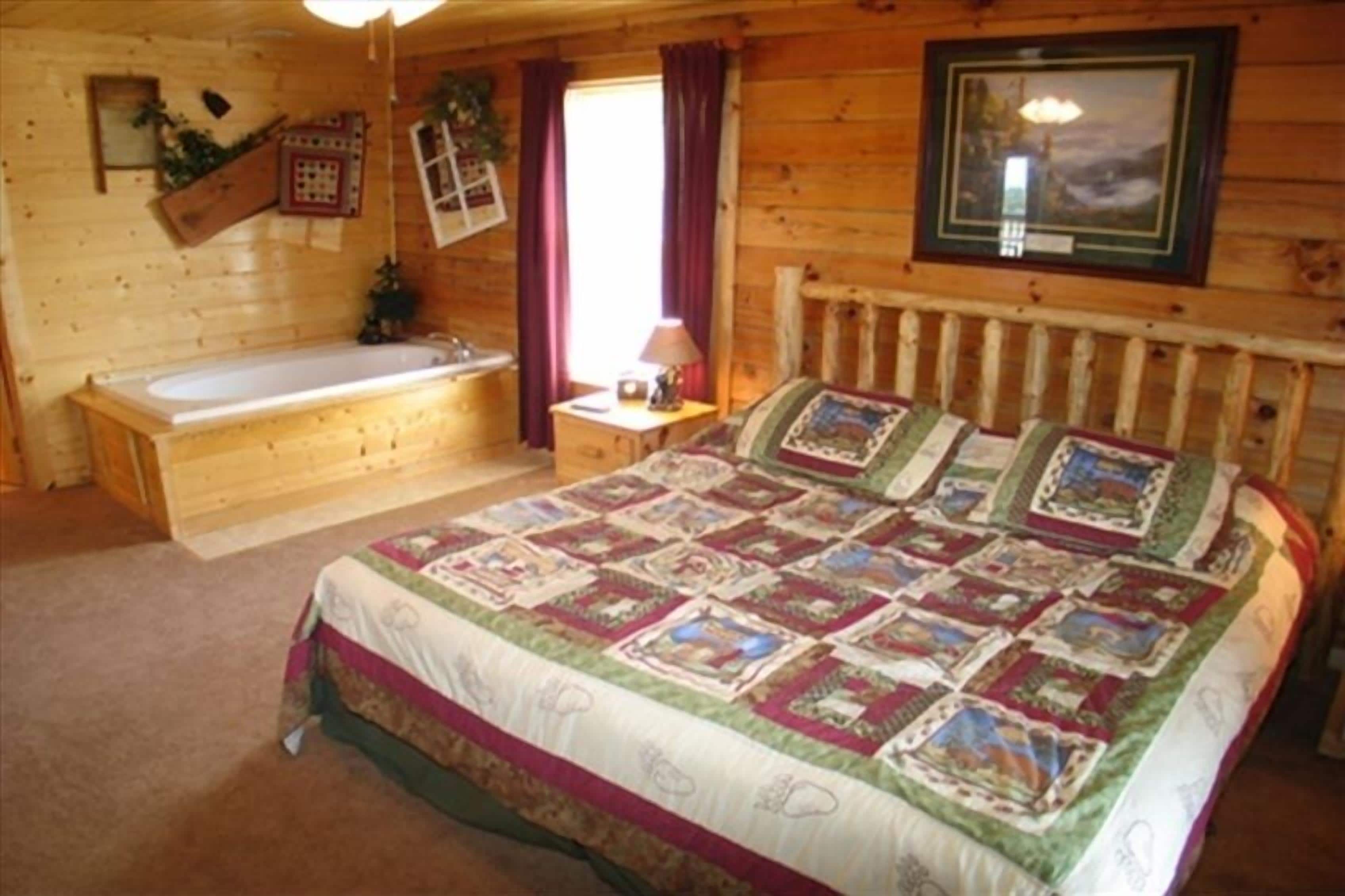 3 bedrooms, iron/ironing board, travel crib, WiFi (free)