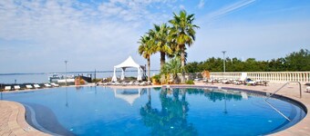 3 maj NT Special. Bara $ 695 + skatt (7-9) Gulf utsikt / bra recensioner!