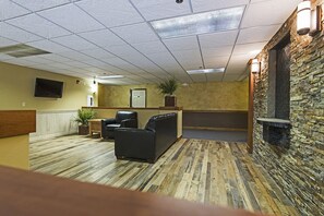 Lobby - Charming Snowblaze Condo Across From Park City Ski Resort  (Park City)