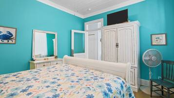 2 chambres, fer et planche Ă repasser, Wi-Fi, draps fournis