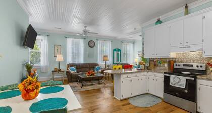 Little Inn on Main 214 West Main Street