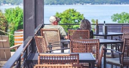 Beautiful Finger Lakes Home on Keuka Lake East Hillside