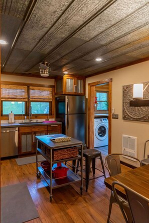 Interior - Luxury Farm Cottage, Amazing Views, Hot Tub, See our reviews! (Sugar Grove)