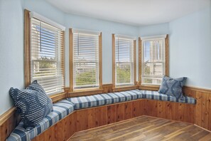 Interior - Free Pool Heat on All New 2026 Reservations! Game Room with Arcade! Highest Views in Whalehead! (Corolla)