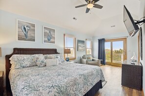 9 chambres, fer et planche à repasser, lit de bébé portatif, Wi-Fi