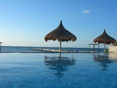 Brand New Luxury Villa, 3 BR, 3.5 Bath, Ocean Front, Sleeps 6