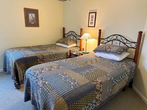 3 habitaciones, tabla de planchar con plancha y wifi gratis 