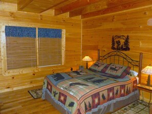 3 slaapkamers, een strijkplank/strijkijzer, gratis wifi, beddengoed