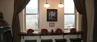 1916 École près des promenades à cheval de Yellowstone, tyrolienne, rafting, randonnée