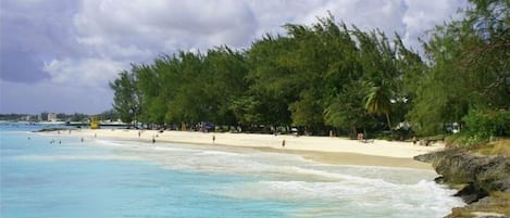 Perto da praia, toalhas de praia