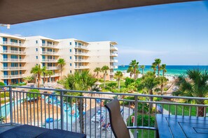 Property grounds - Waterscape B304 ~ Amazing Beach & Lazy River Views ~ Free Beach Service (Fort Walton Beach)