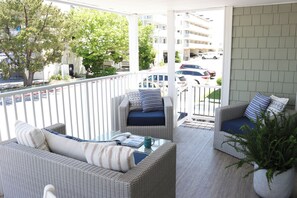 المنطقة المحيطة بالمنشأة