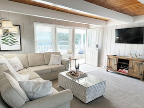 تلفزيون ذكي، مشغل دي في دي