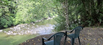 Welcome to Cabin on the Middlerun  -  All Cedar Cabin On The Sol Duc River 