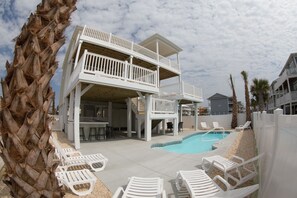 Piscine extérieure, piscine chauffée