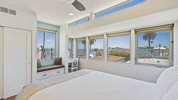 3 quartos, escrivaninha, ferros/tábuas de passar roupa