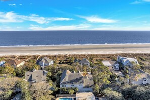 Beach nearby - Ocean View, 3-Patio, 6BR, 6300sf Home w/Pool; 50 Steps to Beach, Coligny Circle! (Hilton Head Isalnd)