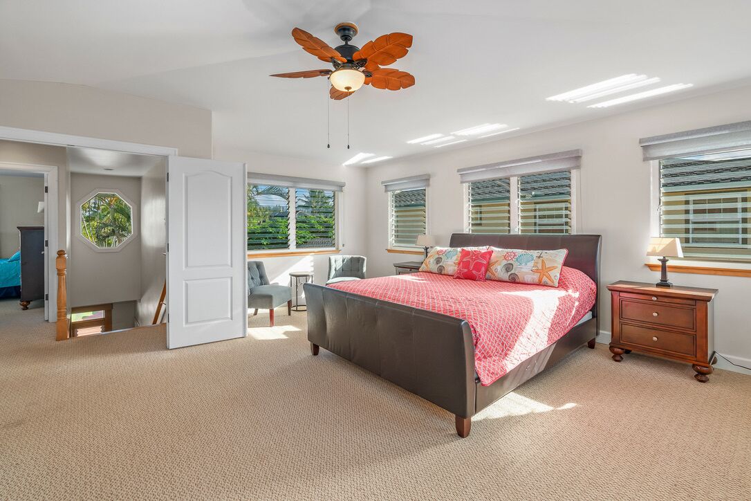 4 bedrooms, iron/ironing board, travel crib, free WiFi