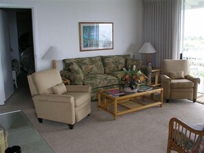 Smart-TV, DVD-Player, Stereoanlage