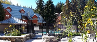 Yksi makuuhuone, hiihtää sisään ja ulos, kaasutakka, rauhallinen sijainti