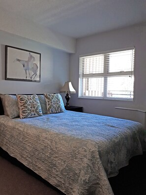 1 chambre, fer et planche à repasser, accès au Wi-Fi (inclus)