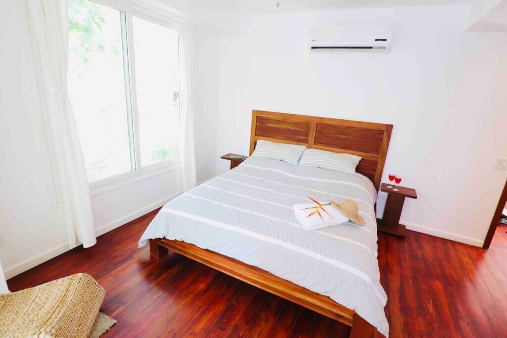 2 sovrum, strykjärn/strykbräda, gratis wi-fi och sängkläder