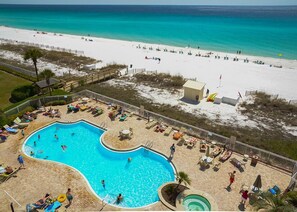 A heated pool - LOOK AND THEN DECIDE: Exceptional Renovated beachfront Condo (Destin)