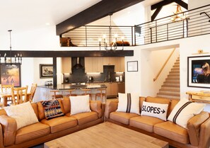 TV, fireplace, DVD player