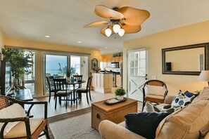Smart TV, DVD player, books, video library - Location! Location! Location! (San Diego)