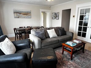 Smart TV, DVD player, books, music library