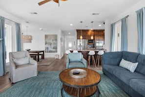 TV - ⛱️The Shore House 🐾 Pet-Friendly Gulf-Front Home w/ Huge Deck and Game Den (Navarre)