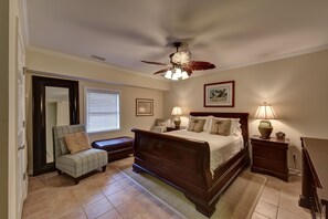 4 makuuhuonetta, ilmainen Wi-Fi, vuodevaatteet