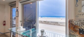 2 Levels of Ocean Front + AC + Heart of MB