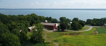 Amish Guest Farmhouse on Seneca Lake Wine Trail, Boasts Gorgeous Lake View
