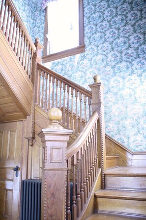 Interior - Amish Guest Farmhouse on Seneca Lake Wine Trail, Boasts Gorgeous Lake View (Penn Yan)