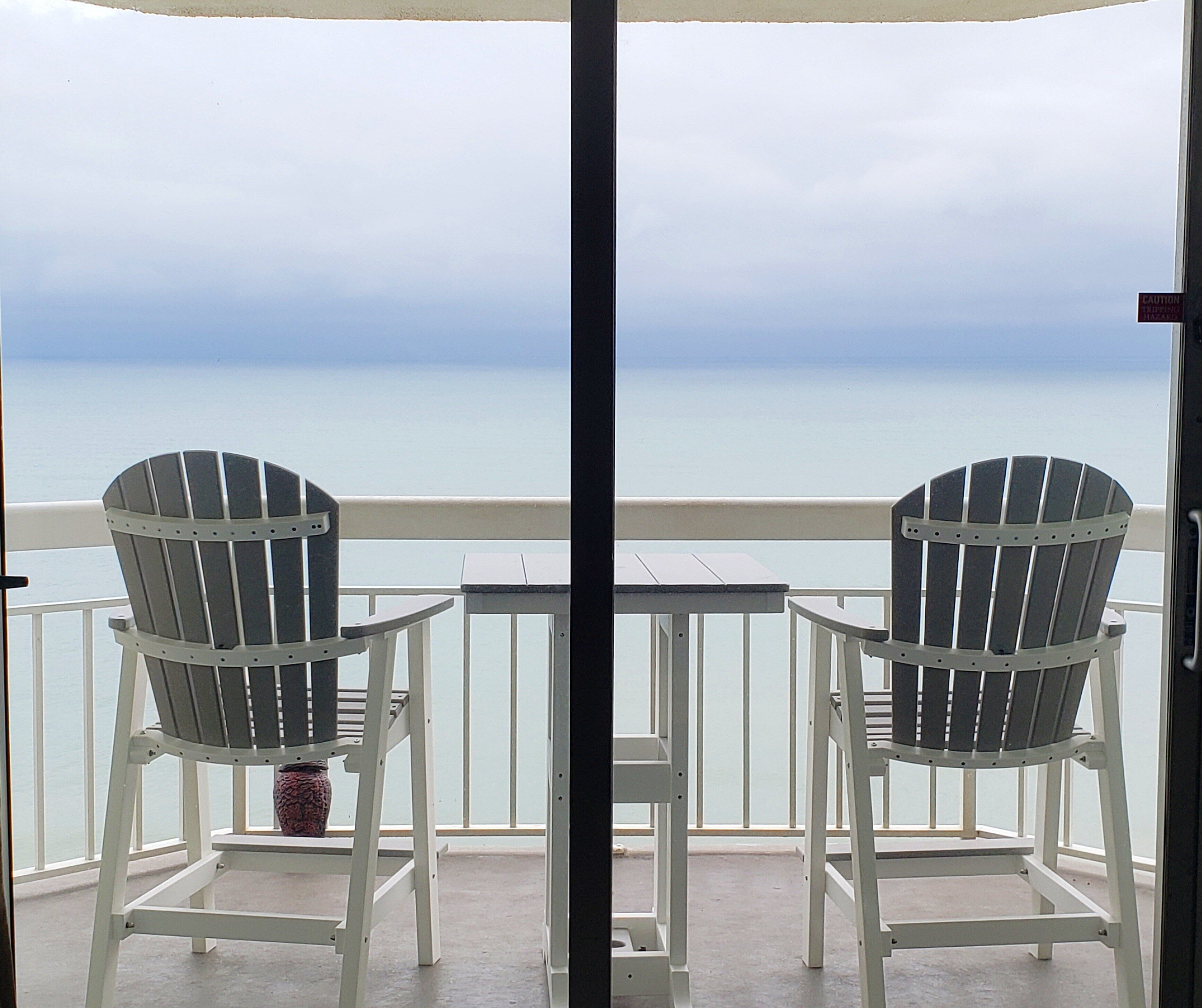 Spectacular Ocean View 1Br/2Ba Water's Edge
