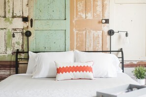 1 habitación, escritorio, tabla de planchar con plancha y wifi gratis