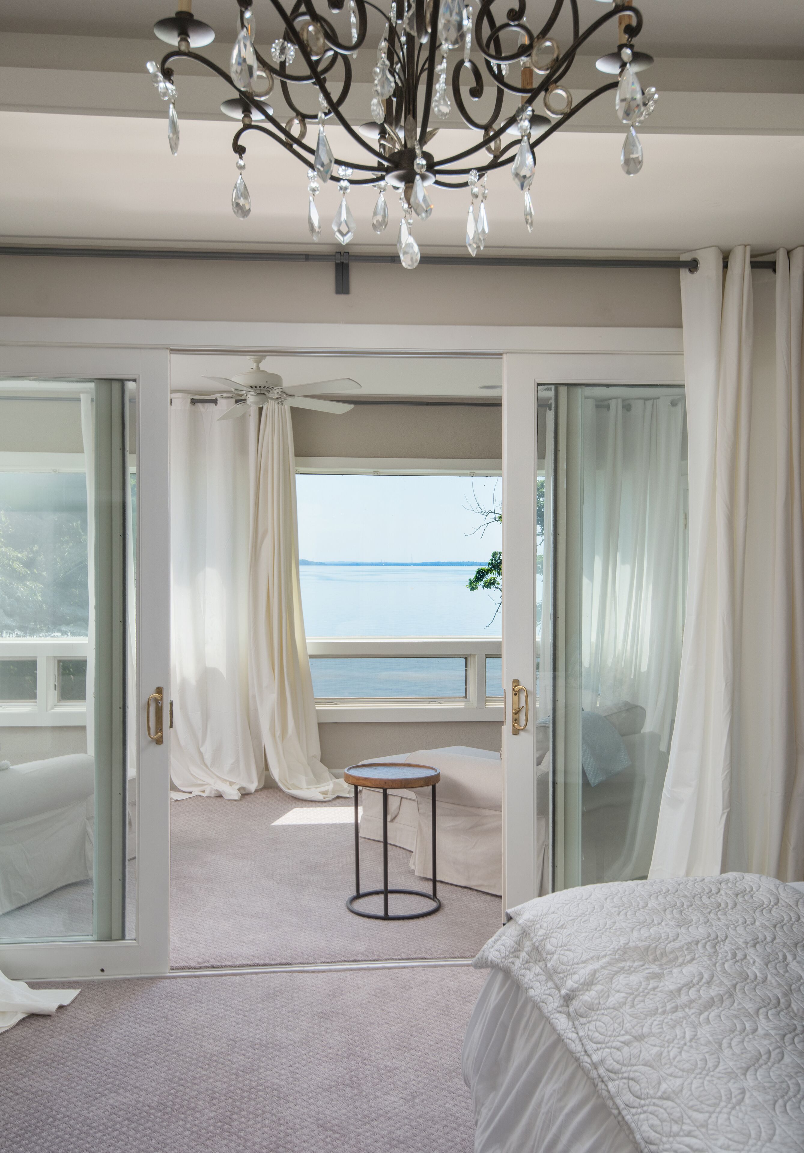 5 habitaciones, tabla de planchar con plancha y wifi gratis 