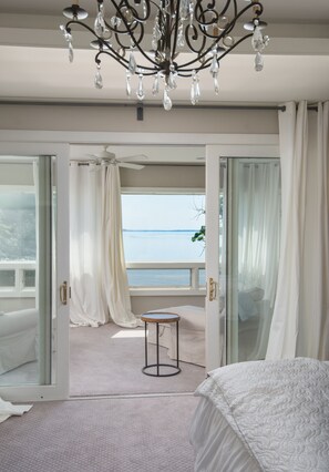 5 quartos, ferros/tábuas de passar roupa, Wi-Fi de cortesia