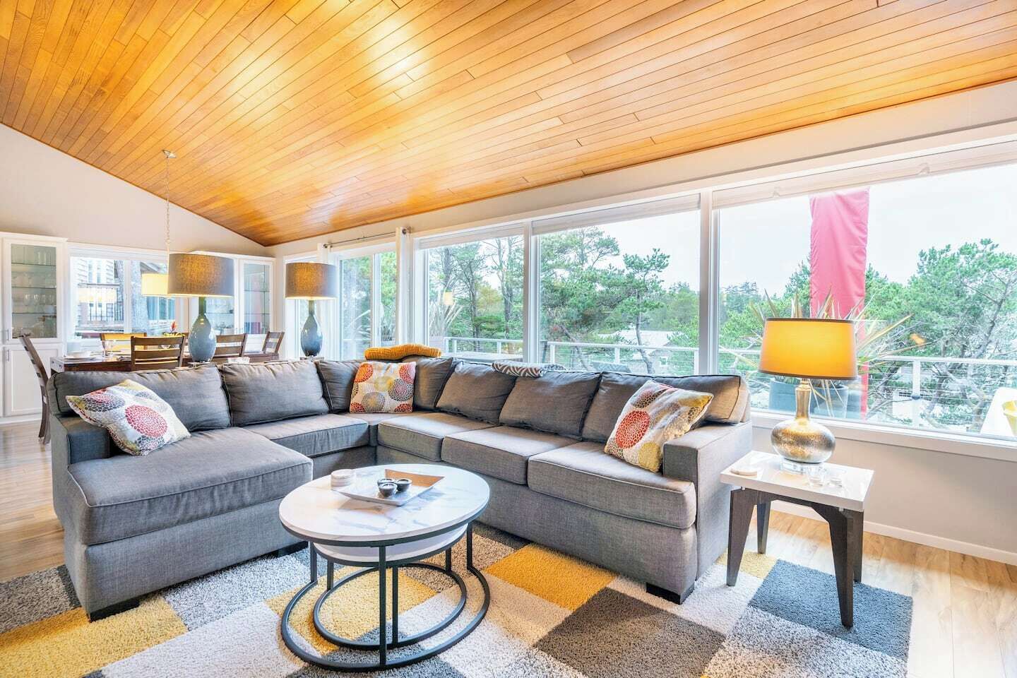 Smart TV, fireplace, video games, DVD player